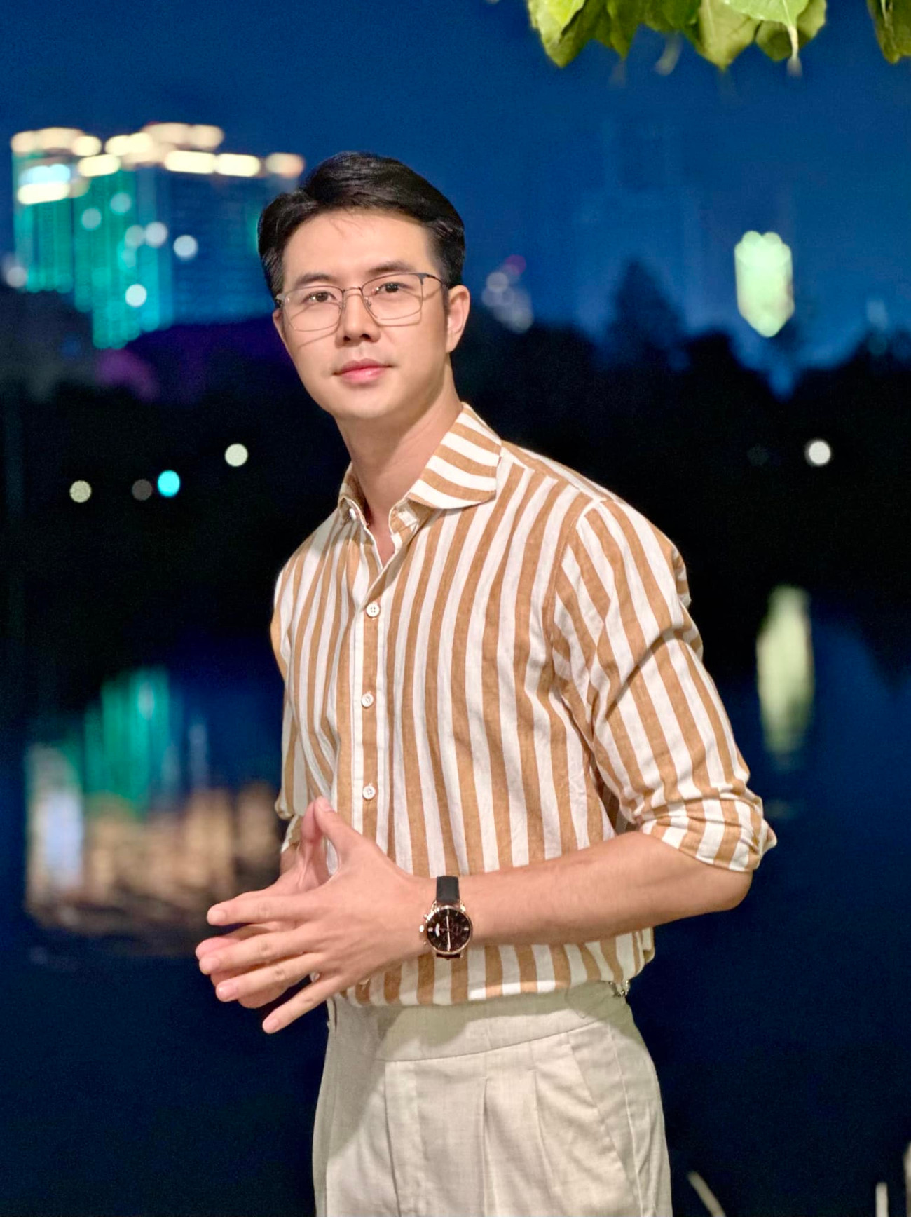 Vì quá nhập vai, nhiều khán giả lầm tưởng Đức Hiếu là bác sĩ thật, hỏi chuyện và nhờ tư vấn sức khỏe.