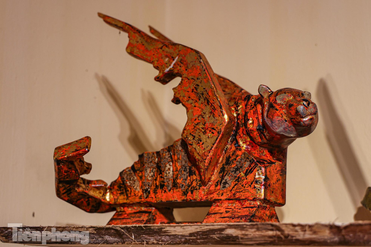 Mỗi tác phẩm không chỉ độc đáo về hình dáng mà còn có công năng sử dụng phù hợp với kích cỡ.