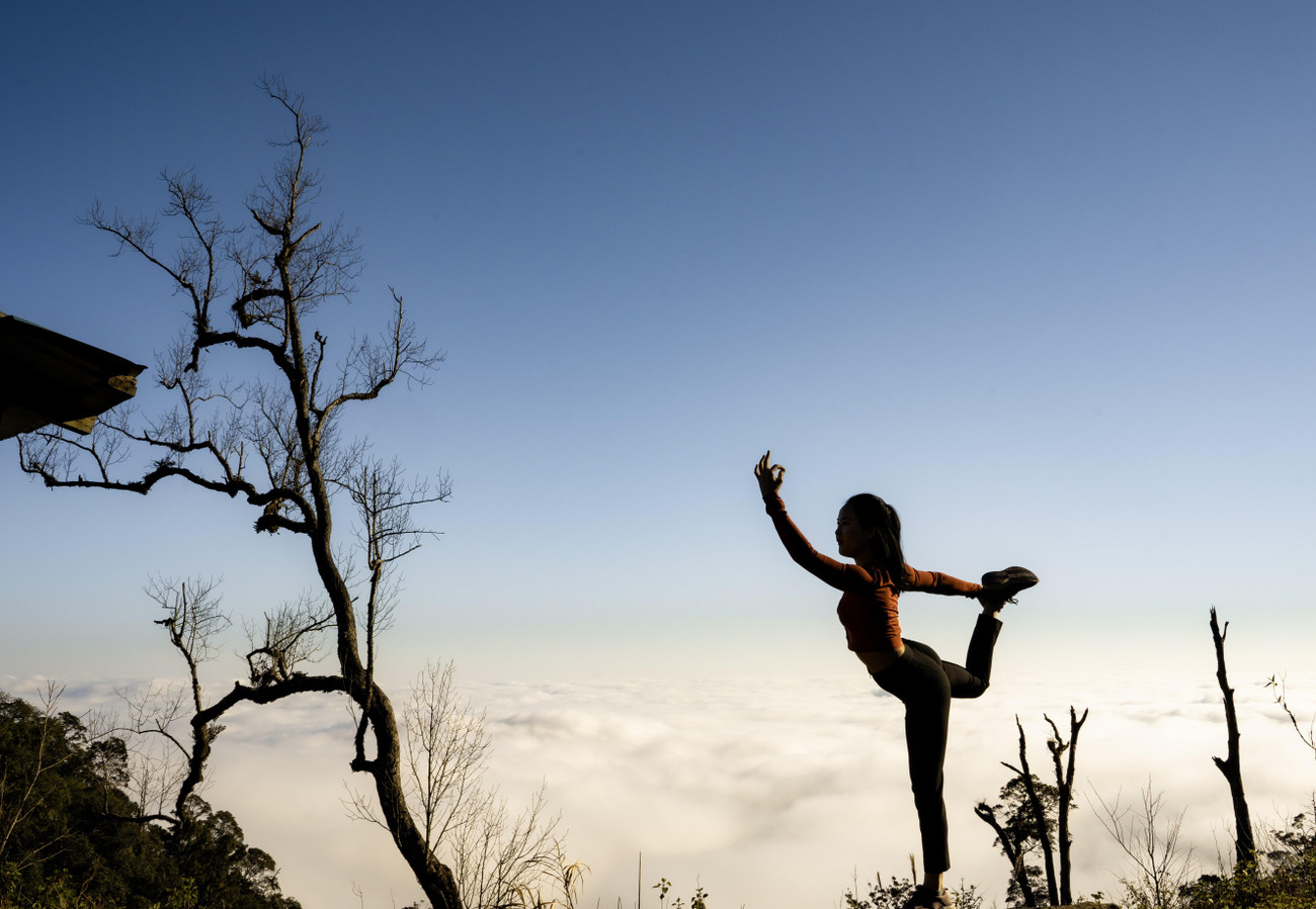 Được ngắm biển mây bềnh bồng, cảm giác như đi lạc vào chốn thần tiên mà dường như ta chỉ thấy ở đỉnh núi Tà Xùa - một thắng cảnh ở tỉnh Yên Bái.