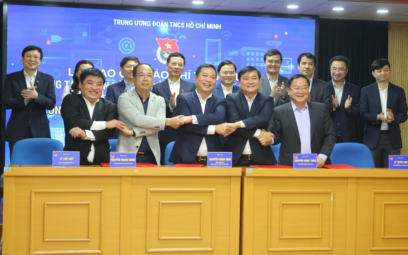 Cổng Thông tin điện tử Chính phủ và các cơ quan báo chí của Đoàn ký kết chương trình phối hợp, giai đoạn 2021 – 2026 Cổng Thông tin điện tử Chính phủ và các cơ quan báo chí của Đoàn ký kết chương trình phối hợp, giai đoạn 2021 – 2026