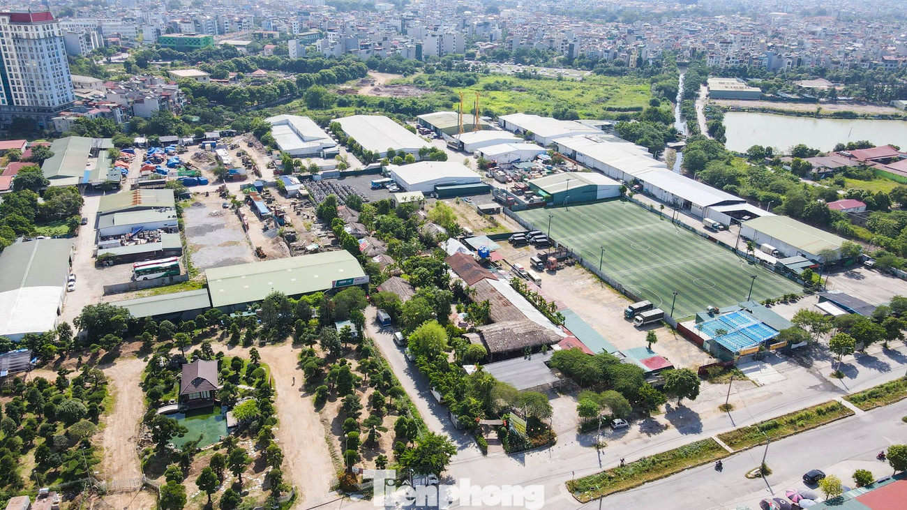 Sau khi sáp nhập Hà Tây và Hà Nội, UBND thành phố đã giao cho quận Hà Đông triển khai dự án này. Sau khi sáp nhập Hà Tây và Hà Nội, UBND thành phố đã giao cho quận Hà Đông triển khai dự án này.