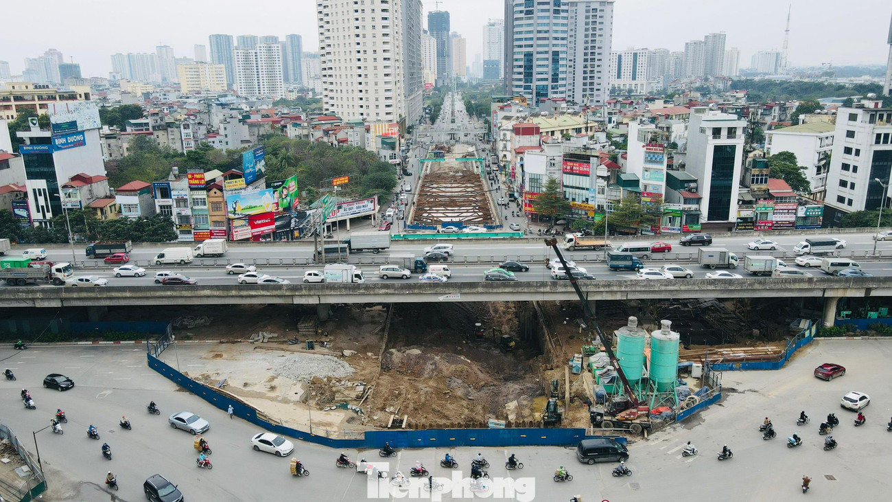 Dự án được khởi công từ tháng 10/2020, với tổng mức đầu tư khoảng 700 tỷ đồng. Dự án được khởi công từ tháng 10/2020, với tổng mức đầu tư khoảng 700 tỷ đồng.