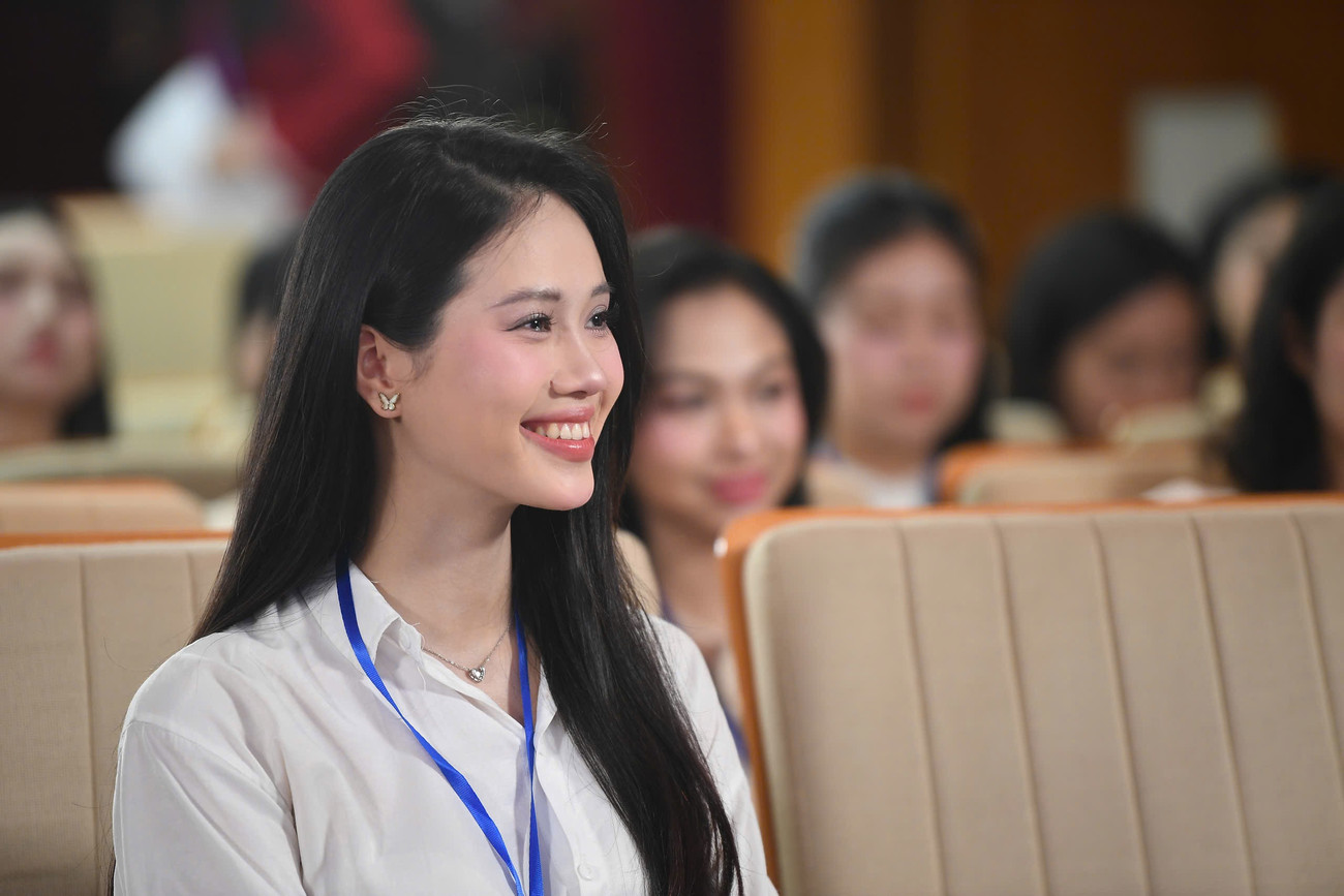 Diệu Huyền gây ấn tượng nhờ vẻ ngoài giống Hoa hậu Đỗ Thị Hà. Ảnh: Dương Triều.