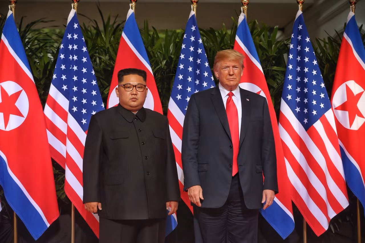 Nhìn lại cái bắt tay dài 12 giây của lãnh đạo Mỹ - Triều ảnh 7