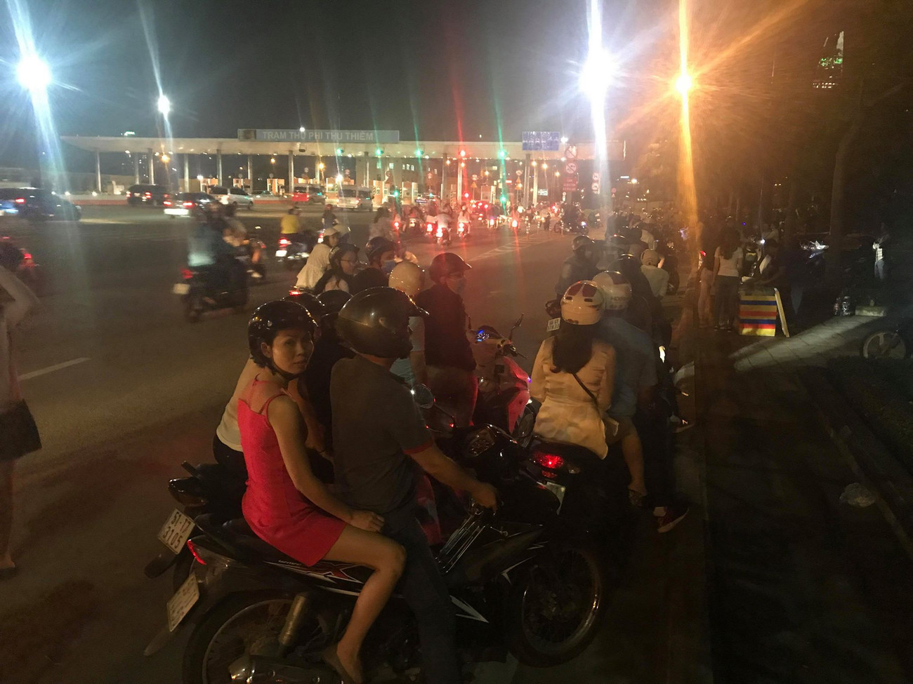 Việt Nam bước sang năm mới 2018 ảnh 71