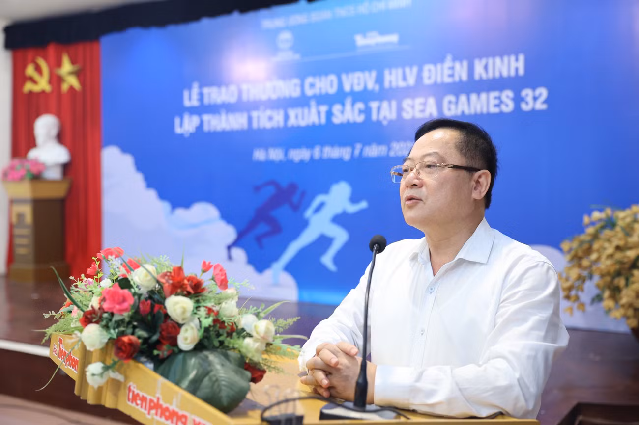 Nhà báo Lê Xuân Sơn, Tổng biên tập Báo Tiền Phong, Giám đốc Quỹ hỗ trợ tài năng trẻ Việt Nam cam kết "đồng hành dài hạn, đồng thời cố gắng tìm kiếm các nguồn hỗ trợ nhiều hơn nữa để góp phần làm nên thành công của điền kinh nói riêng, thể thao Việt Nam nói chung”.