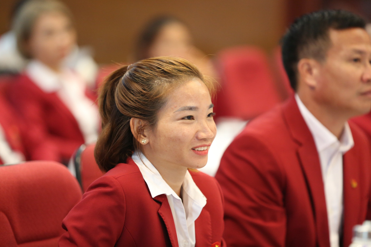 Những gương mặt rạng rỡ của đội tuyển điền kinh Việt Nam trong Lễ trao thưởng.