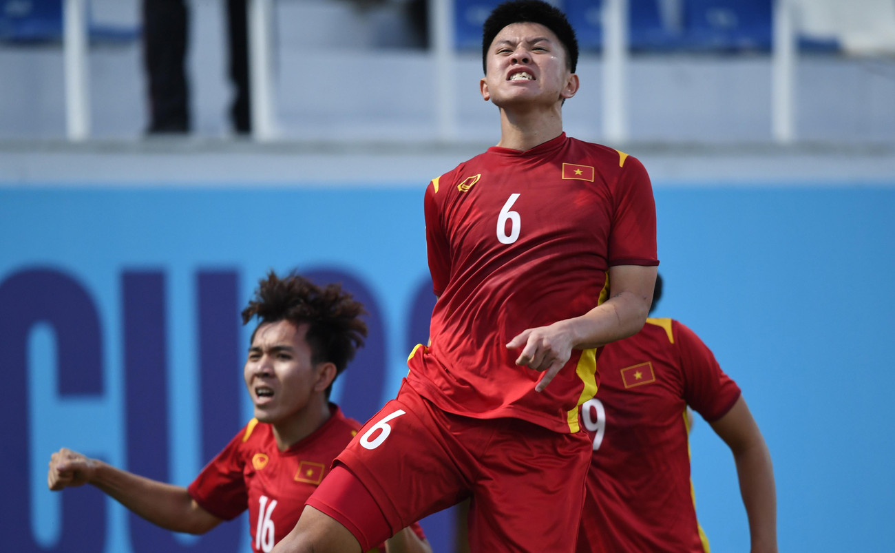 Tiến Long dâng trào cảm xúc sau bàn thắng tung lưới U23 Hàn Quốc. (Ảnh: AFC) Tiến Long dâng trào cảm xúc sau bàn thắng tung lưới U23 Hàn Quốc. (Ảnh: AFC)