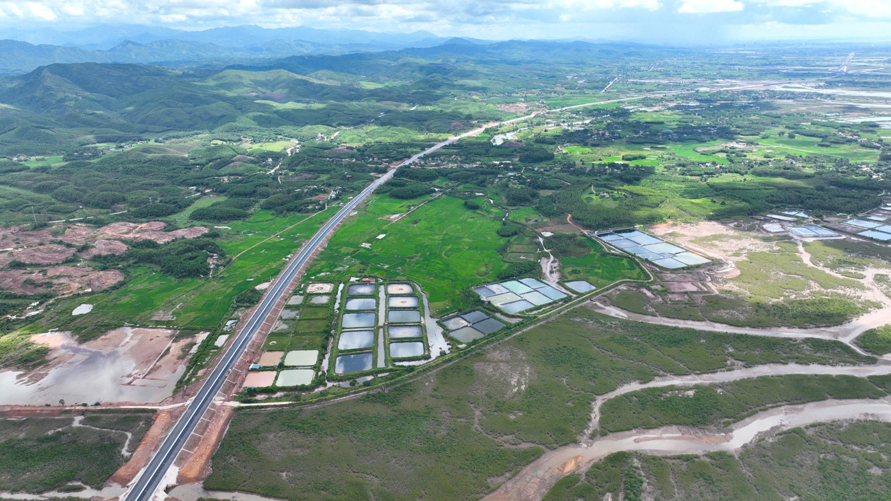 Công trình là niềm tự hào của người dân Quảng Ninh, mang nhiều giá trị khác biệt, hình thành chuỗi cao tốc dài nhất Việt Nam, đóng vai trò quan trọng trong khát vọng phát triển liên vùng.