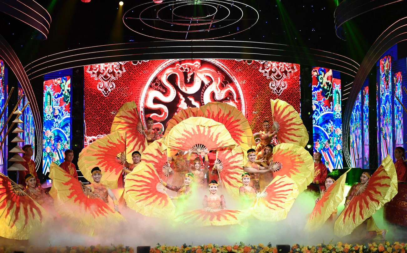 Chương trình nghệ thuật "Xuân Quê hương 2022". (Ảnh: Như Ý) Chương trình nghệ thuật "Xuân Quê hương 2022". (Ảnh: Như Ý)