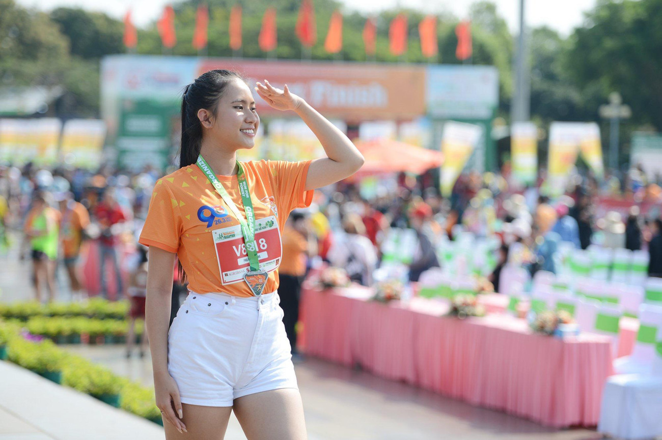 Sau đó, cô nàng giành HCV bộ môn bơi lội. Bảo Nghi cho biết, cô yêu thích chạy bộ và luôn mong muốn chinh phục những cự ly dài hơn.