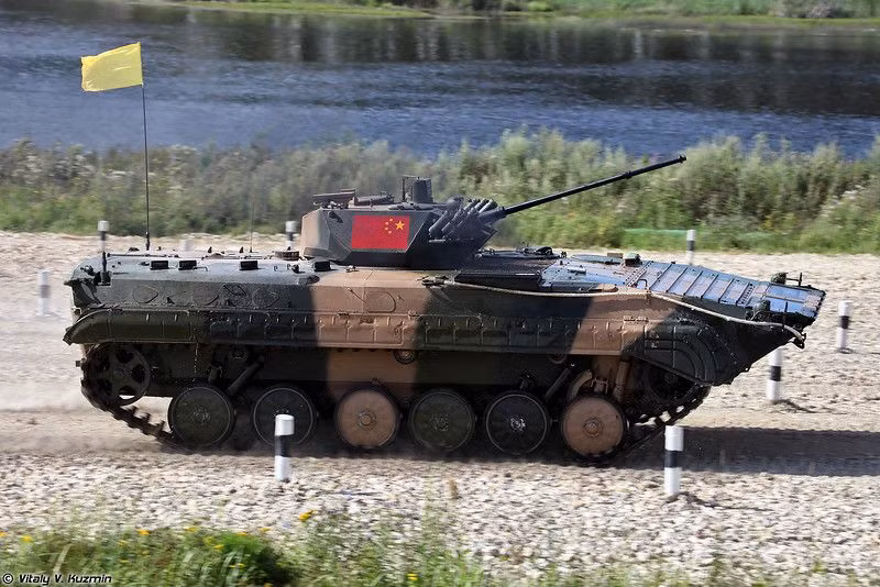 Trung Quốc khoe loạt khí tài quân sự nội địa ảnh 12