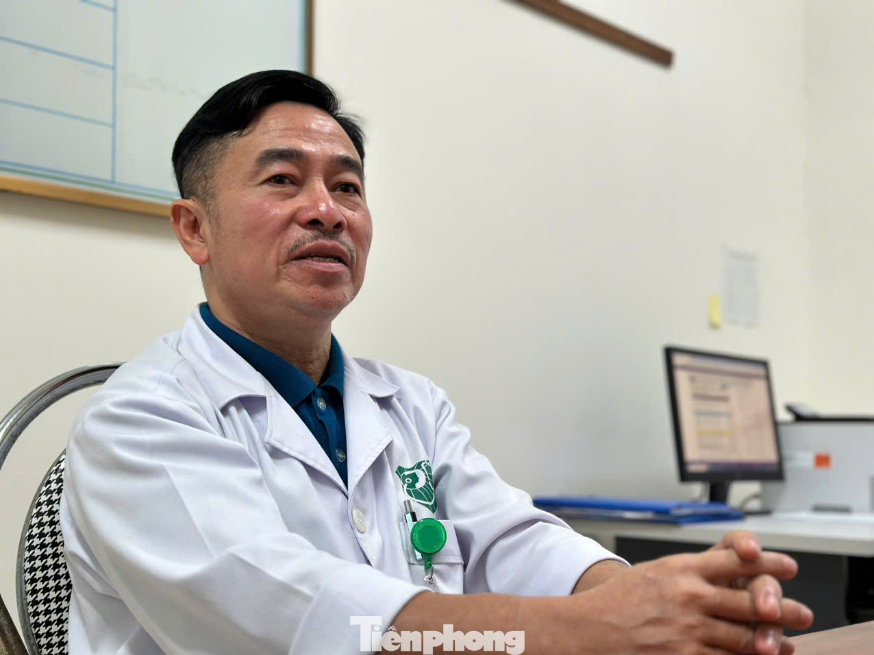 Bác sĩ Nguyễn Tiến Hùng – Trưởng khoa cấp tính nam chia sẻ câu chuyện hơn 30 năm theo ngành y.
