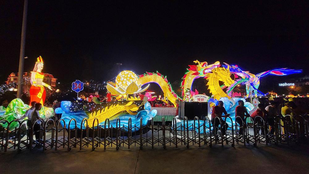 Lễ đón nhận di sản Then được tổ chức trong khuôn khổ Lễ hội thành Tuyên độc đáo.