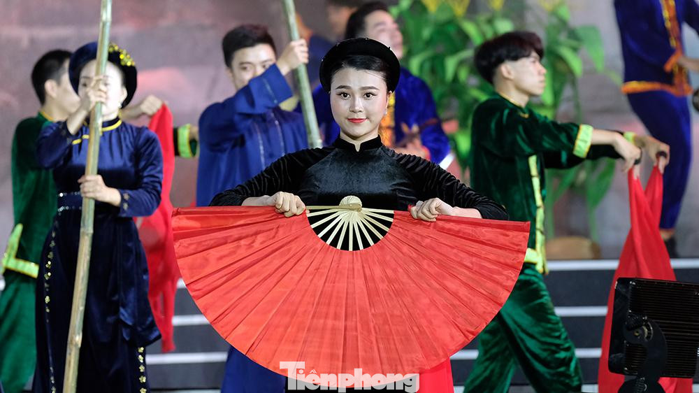 Chương trình Để điệu Then còn mãi được dàn dựng công phu.