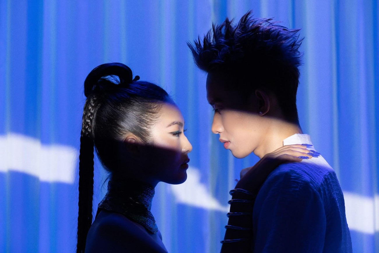 U mê em là ca khúc do Kay Trần tự sáng tác, được phối theo phong cách pop rap dễ nghe.