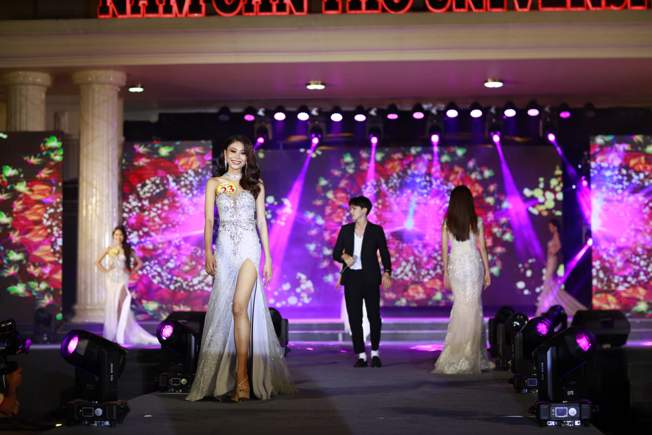 Thảo là em út trong gia đình có ba anh em. Cha mẹ làm nghề nông, quê ở xã Long Vĩnh (Duyên Hải, Trà Vinh). Thảo cho biết, trước đây ở quê nhút nhát, rụt rè nhưng sau này lên đại học, tham gia các hoạt động do trường phát động, dần dần tự tin hơn. Khi trường phát động cuộc thi hoa khôi nên Thảo quyết định tham gia với mục đích thử thách bản thân, làm quen nhiều bạn mới và học hỏi kinh nghiệm.