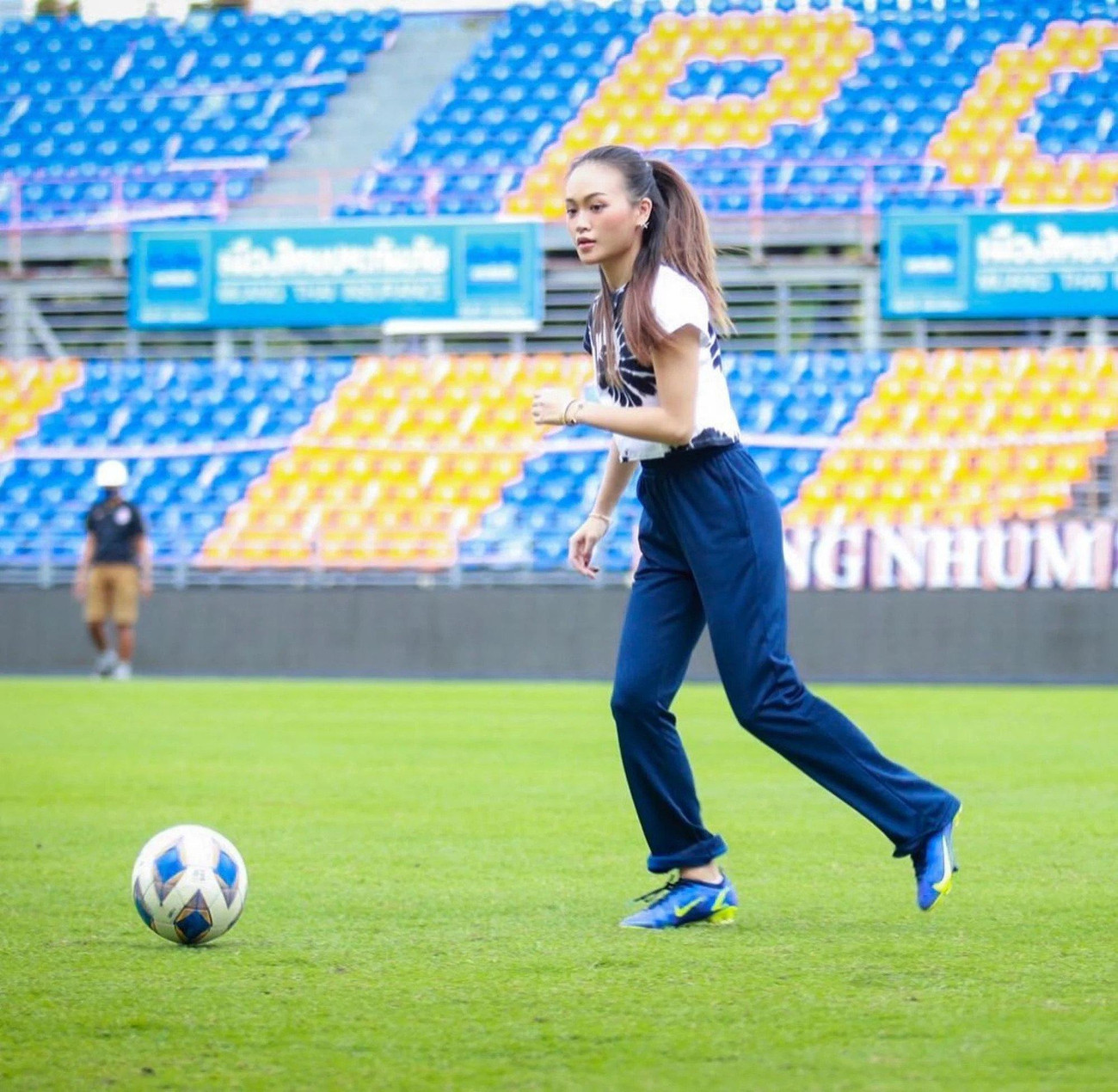 Prang đang là phó chủ tịch CLB Port FC