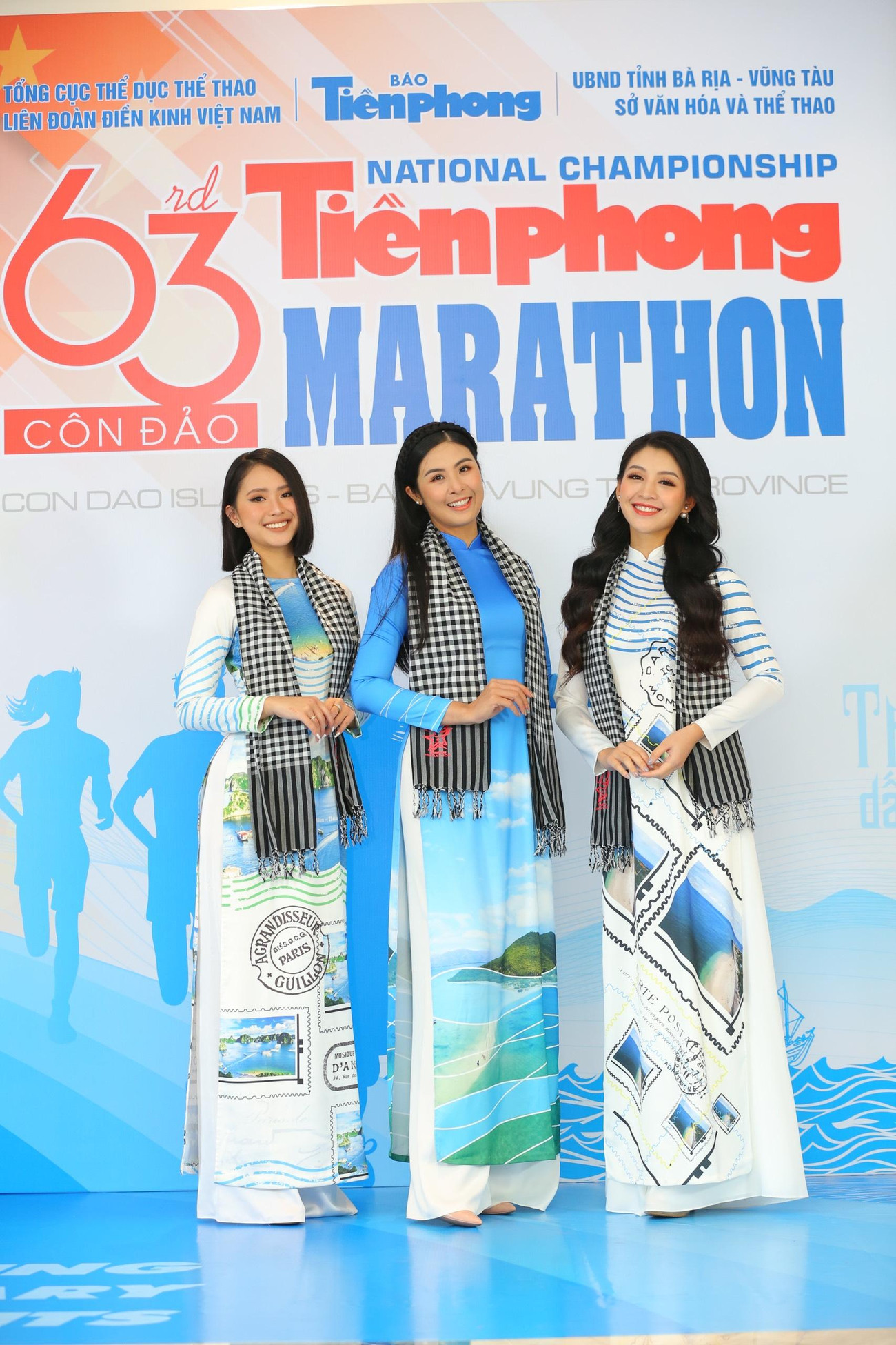 Sáng nay, Hoa hậu Ngọc Hân cùng Người đẹp Thể thao HHVN 2020 Phù Bảo Nghi, Người đẹp Áo dài HHVN 2018 Lê Thanh Tú đã có mặt tại buổi họp báo giới thiệu về Giải Vô địch Quốc gia Marathon và cự ly dài báo Tiền Phong 2022.