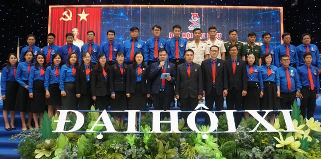 Ban chấp hành Tỉnh Đoàn An Giang nhiệm kỳ 2022 - 2027 ra mắt đại hội. (Ảnh: TPO) Ban chấp hành Tỉnh Đoàn An Giang nhiệm kỳ 2022 - 2027 ra mắt đại hội. (Ảnh: TPO)