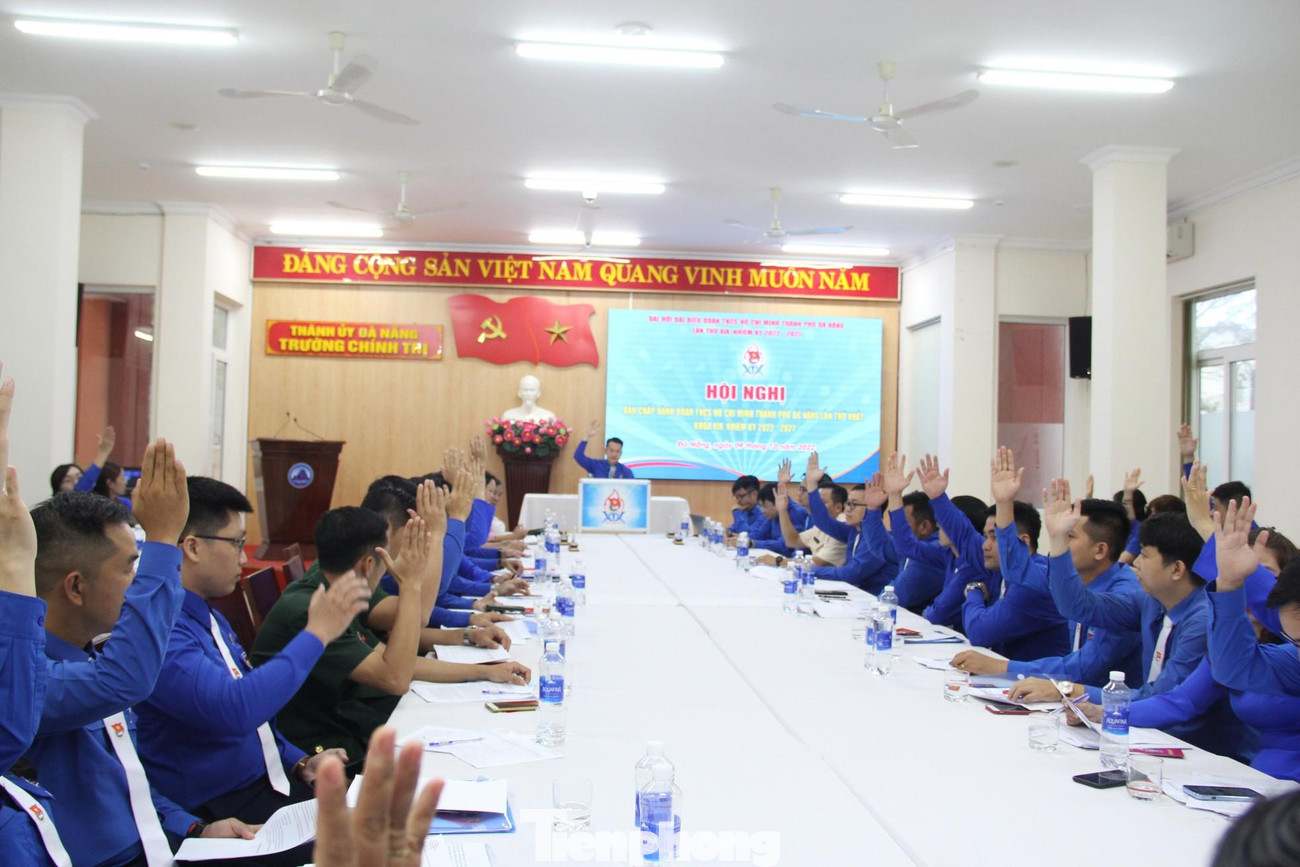 Toàn cảnh Hội nghị BCH Đoàn TNCS TP Đà Nẵng khóa XIX lần thứ nhất. (Ảnh: Giang Thanh) Toàn cảnh Hội nghị BCH Đoàn TNCS TP Đà Nẵng khóa XIX lần thứ nhất. (Ảnh: Giang Thanh)