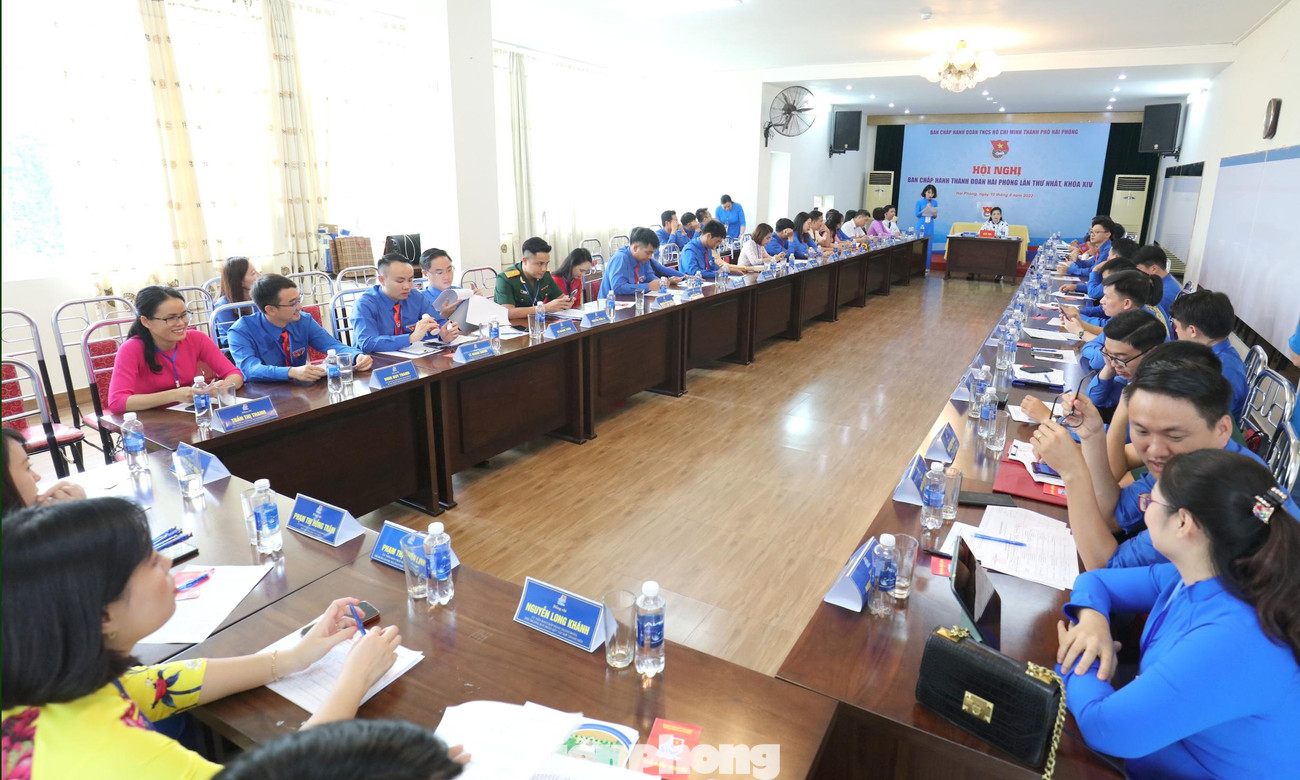 Hội nghị cũng đã bầu ra Uỷ ban kiểm tra Thành Đoàn Hải Phòng khóa XIV. Anh Lê Khắc Nguyên Anh - Phó Bí thư Thành Đoàn Hải Phòng làm Chủ nhiệm Ủy ban Kiểm tra Thành Đoàn Hải Phòng khóa XIV.