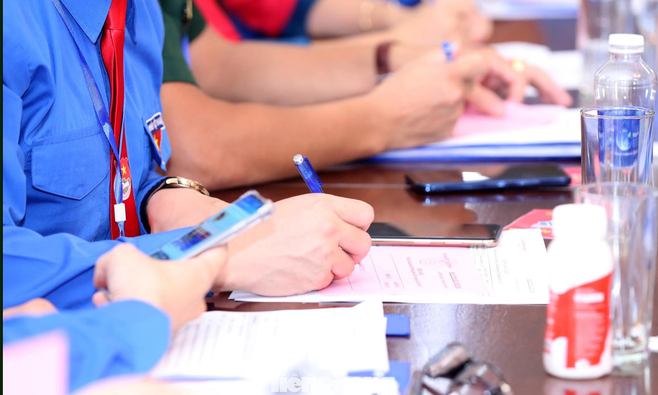 Tại hội nghị, các ủy viên Ban Chấp hành đã tiến hành bầu Ban Thường vụ Thành Đoàn Hải Phòng, chức danh Bí thư và Phó Bí thư Thành Đoàn, Ủy ban Kiểm tra Thành Đoàn Hải Phòng nhiệm kỳ 2022 - 2027 bằng hình thức bỏ phiếu kín.