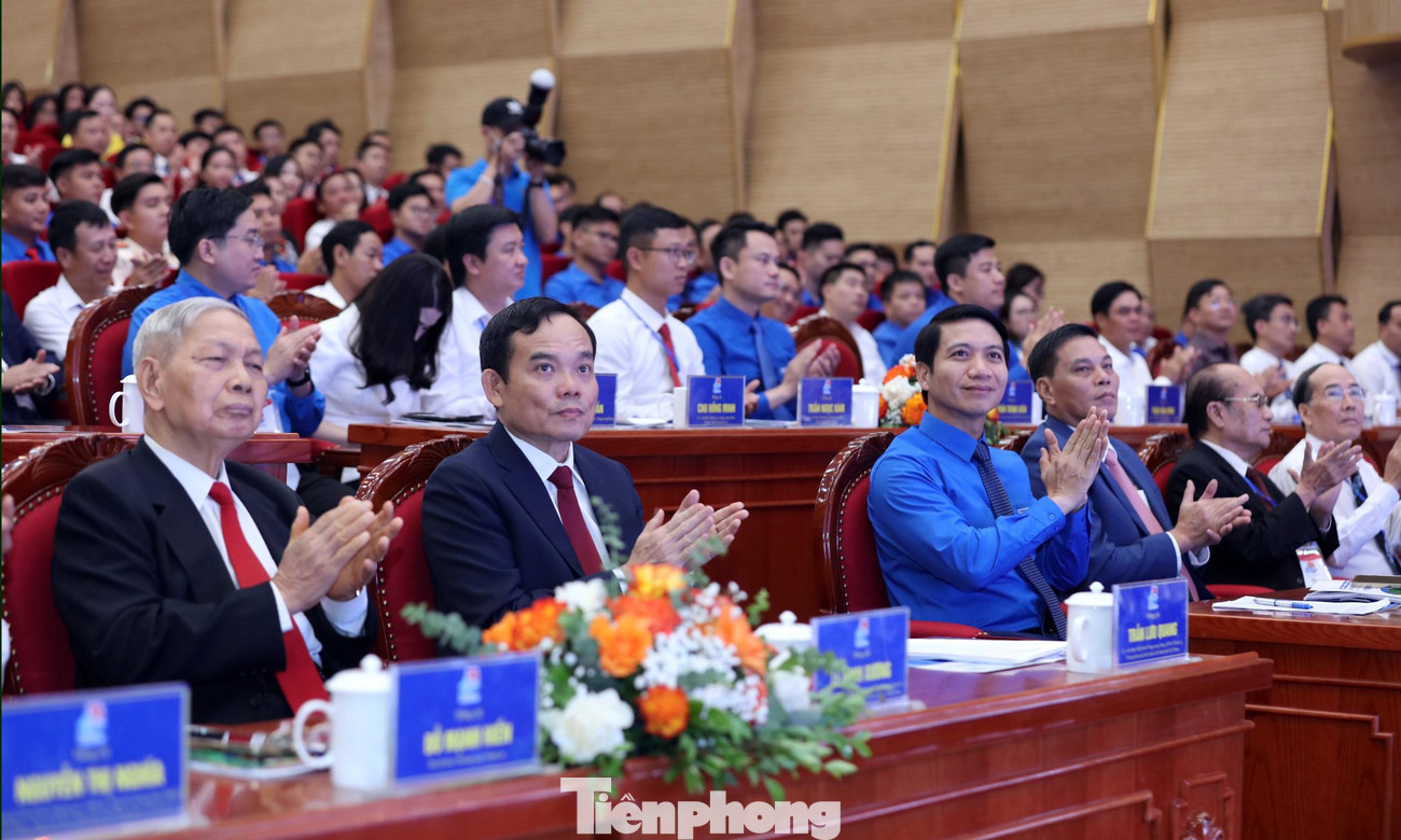 Các đại biểu lãnh đạo dự phiên trọng thể Đại hội đại biểu Đoàn TNCS Hồ Chí Minh TP. Hải Phòng. Các đại biểu lãnh đạo dự phiên trọng thể Đại hội đại biểu Đoàn TNCS Hồ Chí Minh TP. Hải Phòng.