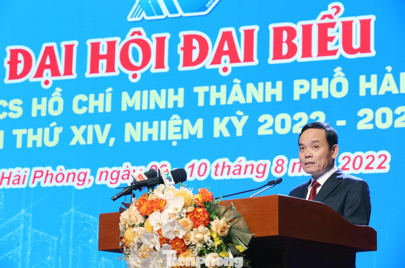 Ông Trần Lưu Quang - Bí thư Thành ủy Hải Phòng phát biểu chỉ đạo tại Đại hội Ông Trần Lưu Quang - Bí thư Thành ủy Hải Phòng phát biểu chỉ đạo tại Đại hội