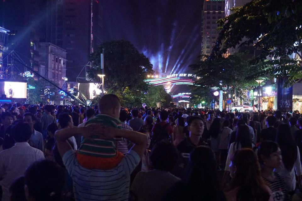 Việt Nam bước sang năm mới 2018 ảnh 59