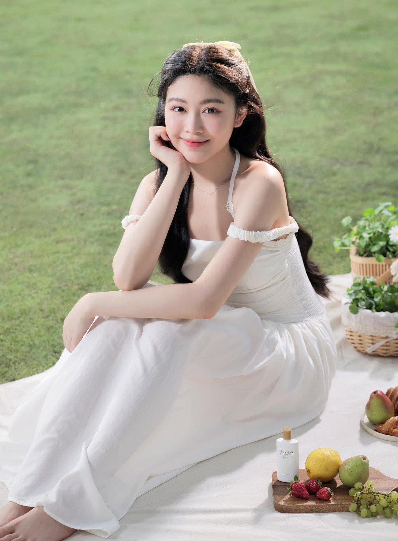 Thời gian gần đây, Lọ Lem tích cực hoạt động trên mạng xã hội, tham gia đóng một số quảng cáo, đại diện hình ảnh thương hiệu...