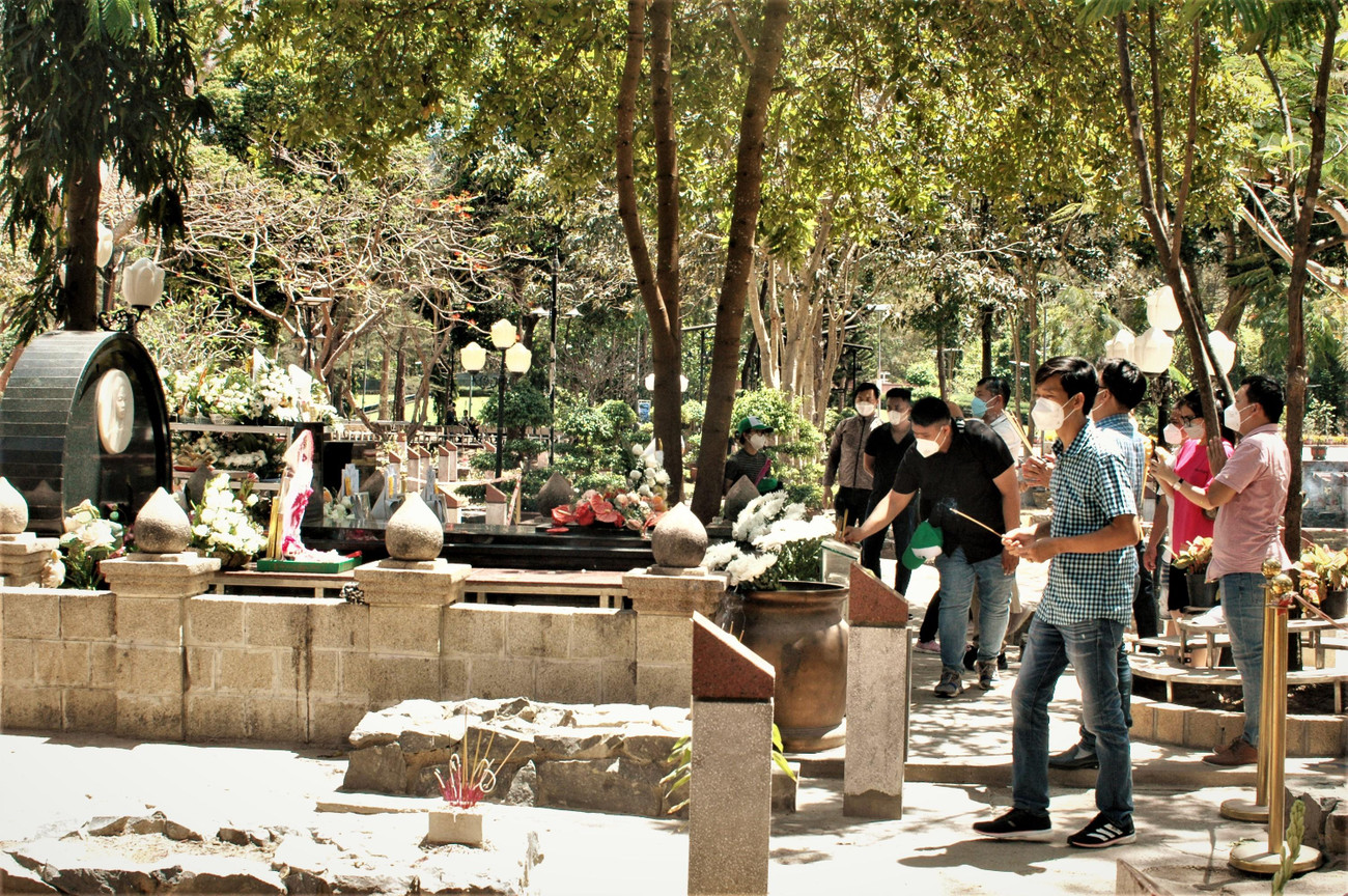 Hàng ngàn du khách viếng thăm mộ anh hùng Võ Thị Sáu mỗi ngày