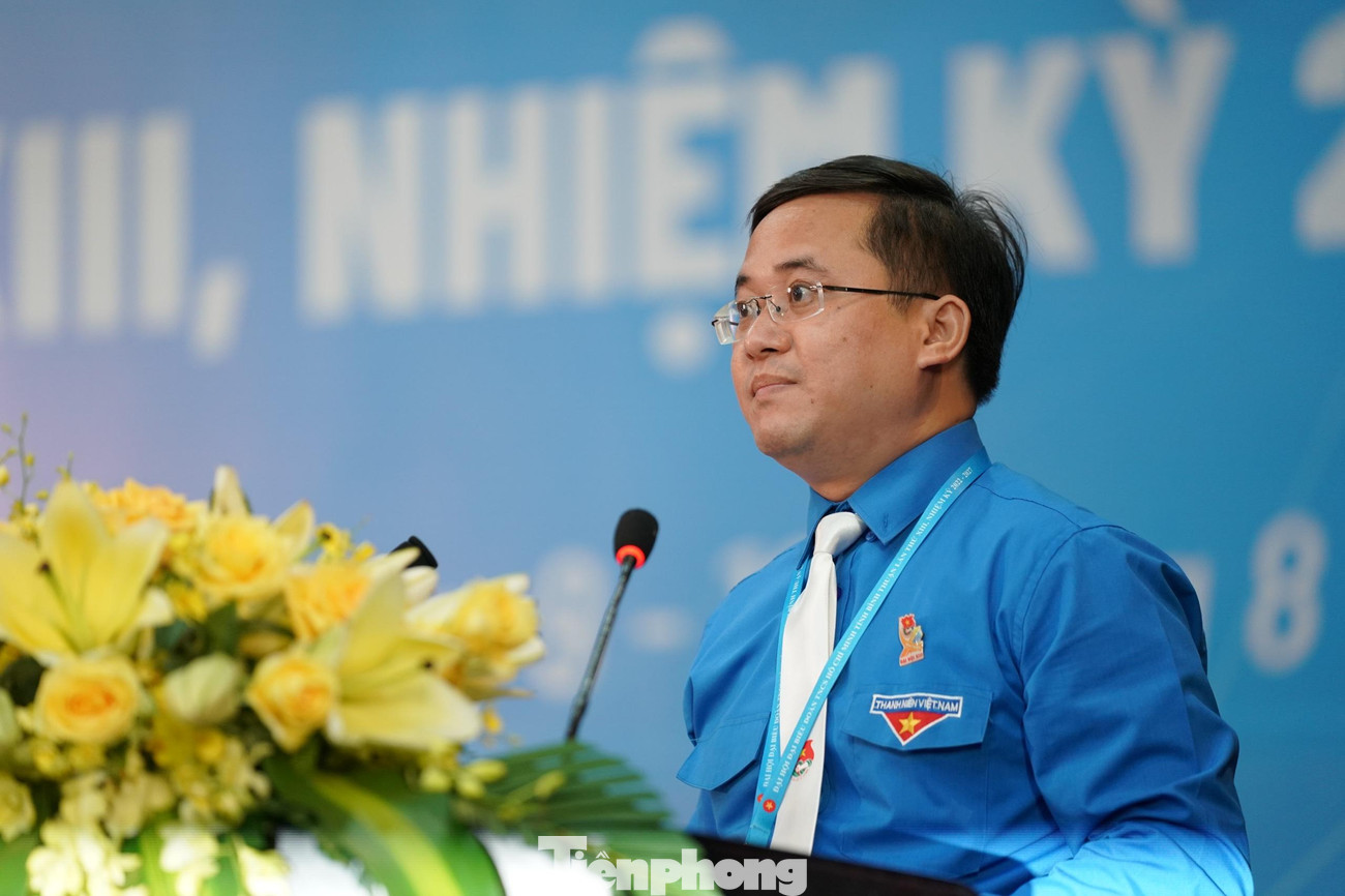 Anh Nguyễn Quốc Huy, Ủy viên Ban Thường vụ Trung ương Đoàn, Bí thư Tỉnh đoàn Bình Thuận khóa XII, nhiệm kỳ 2017-2022 phát biểu khai mạc Đại hội.