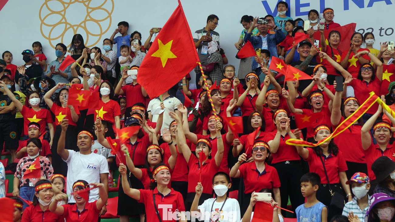 Ngày 14/5, đội tuyển Việt Nam tham gia tranh huy chương ở cả 8 nội dung Rowing SEA games 31 tại huyện Thủy Nguyên, TP Hải Phòng. Trong đó, có 4 nội dung nữ, là thế mạnh của tuyển Việt Nam.