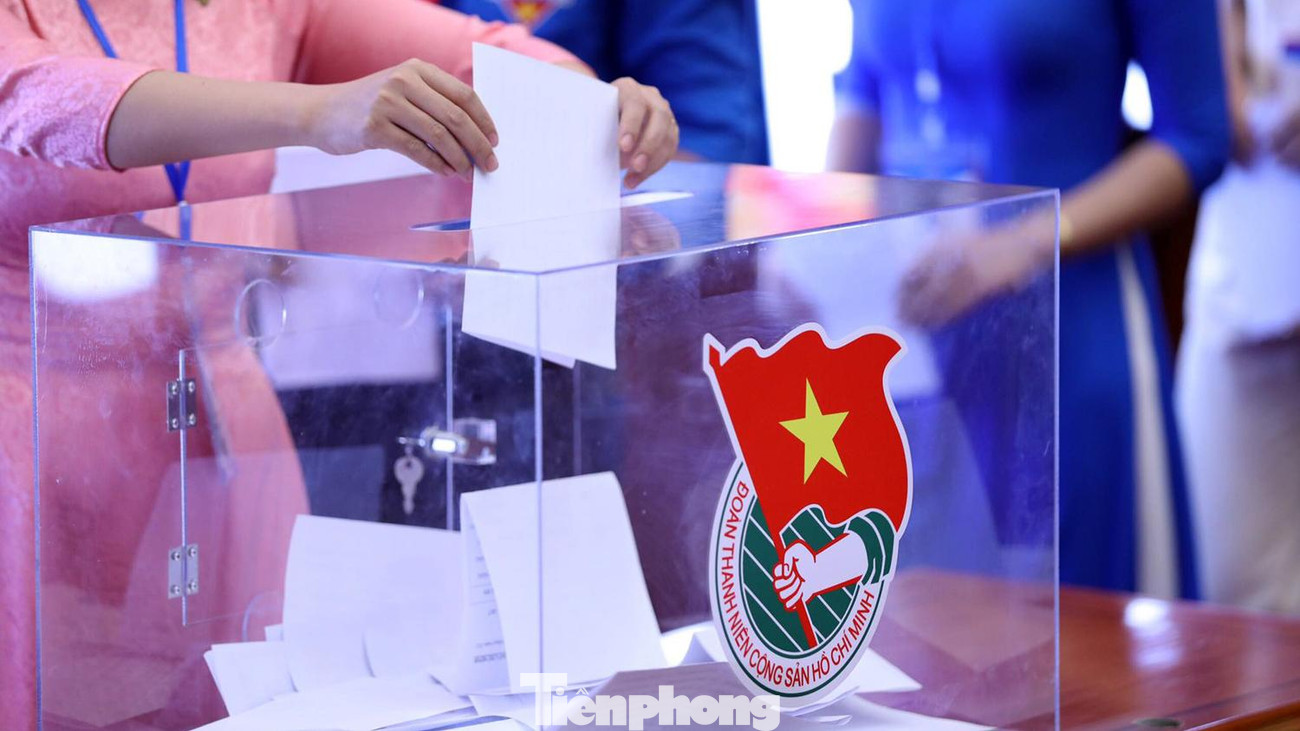 Hội nghị lần thứ nhất BCH Đoàn TNCS Hồ Chí Minh TP Hải Phòng khóa XIV, nhiệm kỳ 2022-2027 đã bầu Ban Thường vụ, Bí thư, các Phó Bí thư... nhiệm kỳ mới. Hội nghị lần thứ nhất BCH Đoàn TNCS Hồ Chí Minh TP Hải Phòng khóa XIV, nhiệm kỳ 2022-2027 đã bầu Ban Thường vụ, Bí thư, các Phó Bí thư... nhiệm kỳ mới.