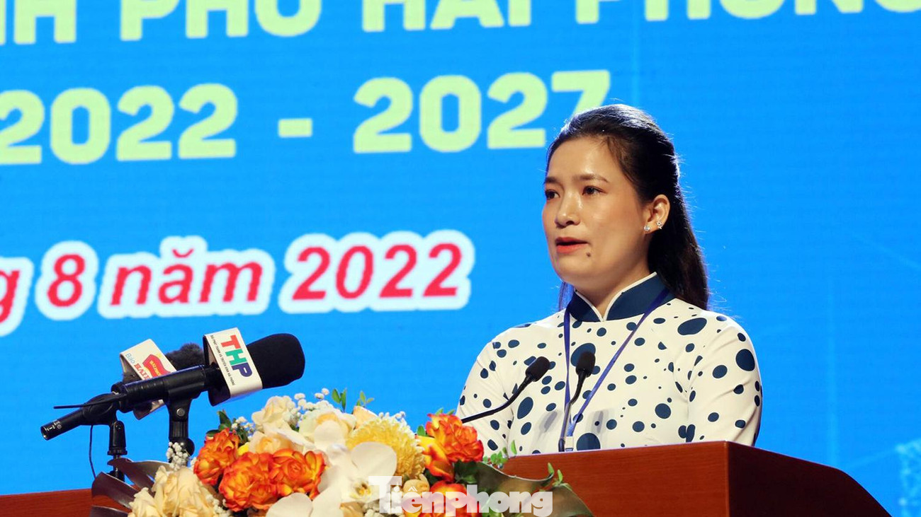 Chị Vương Toàn Thu Thủy - Bí thư Thành Đoàn Hải Phòng. Chị Vương Toàn Thu Thủy - Bí thư Thành Đoàn Hải Phòng.