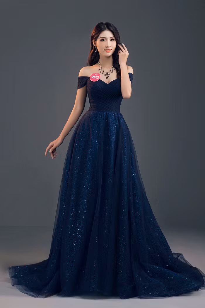 Thí sinh HHVN 2018 diện đầm dạ hội, đeo trang sức ngọc trai đẳng cấp ảnh 16