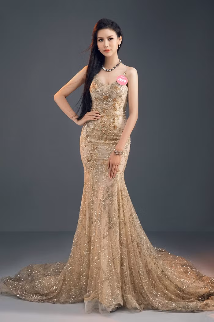Thí sinh HHVN 2018 diện đầm dạ hội, đeo trang sức ngọc trai đẳng cấp ảnh 8