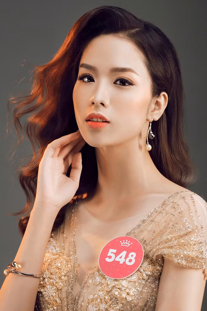 Thí sinh HHVN 2018 diện đầm dạ hội, đeo trang sức ngọc trai đẳng cấp ảnh 25