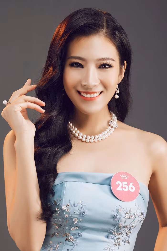 Thí sinh HHVN 2018 diện đầm dạ hội, đeo trang sức ngọc trai đẳng cấp ảnh 5
