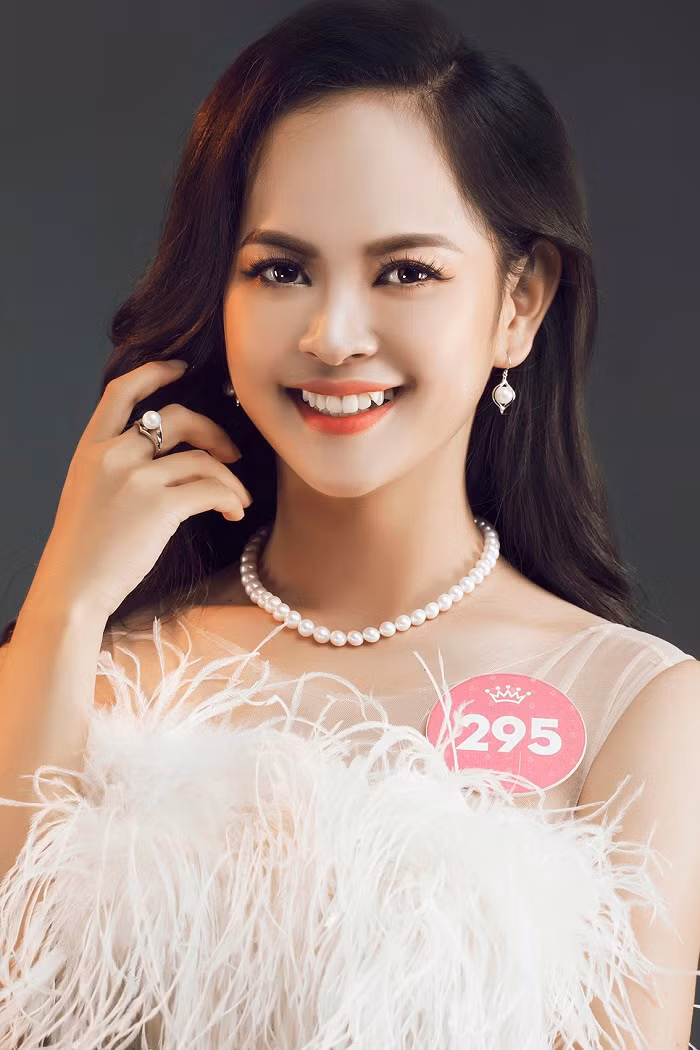 Thí sinh HHVN 2018 diện đầm dạ hội, đeo trang sức ngọc trai đẳng cấp ảnh 37