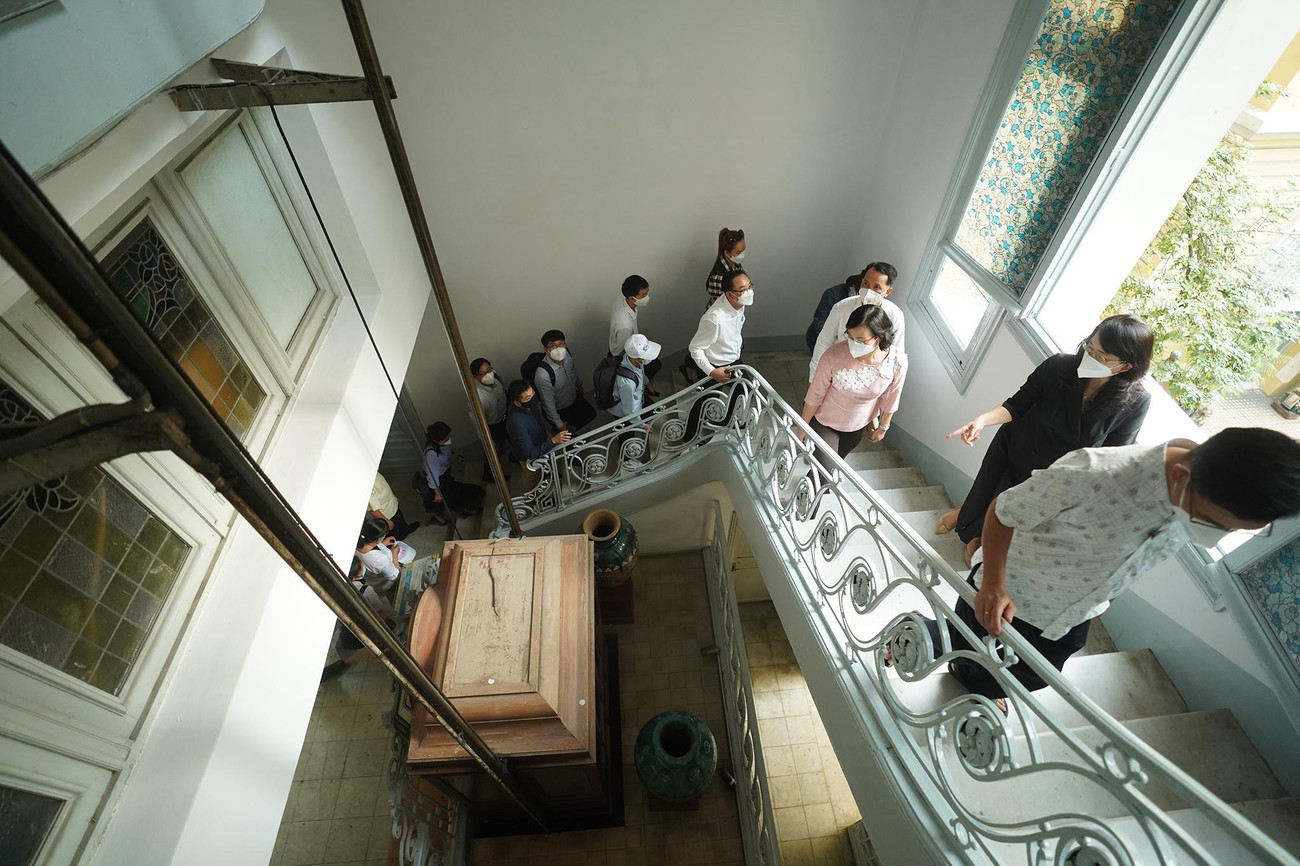 Thang máy lắp trong bảo tàng cũng là chiếc thang máy đầu tiên xuất hiện tại Sài Gòn.