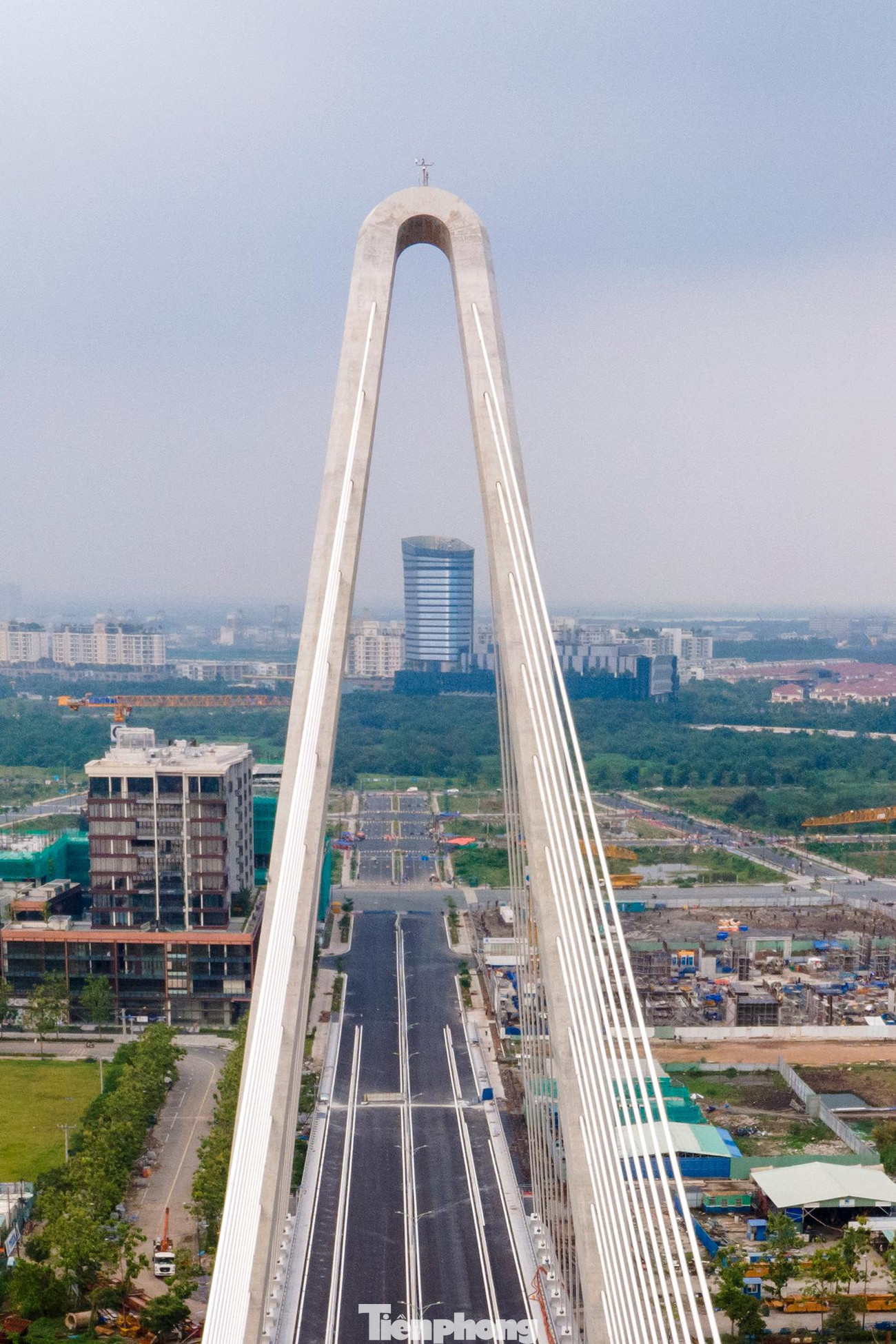 Khi hoàn thành, công trình sẽ giúp kết nối giao thông giữa trung tâm Quận 1 với Khu đô thị mới Thủ Thiêm (TP Thủ Đức), góp phần giảm ùn tắc giao thông, thúc đẩy phát triển bền vững kinh tế - xã hội thành phố Thủ Đức nói riêng và TPHCM nói chung.