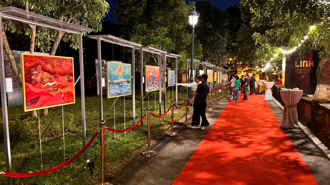 Bản thân Chu Nhật Quang thừa nhận câu chuyện của ông nội, của bố và các văn nghệ sĩ bạn bè của gia đình đã tạo cho anh một không gian nghệ thuật, văn hóa. Nguồn cảm hứng lớn nhất của Chu Nhật Quang là tinh thần, truyền thống dân tộc, mặc dù bản thân đã tiếp xúc nhiều với văn hóa phương Tây, có thời gian học tập và nghiên cứu ở nước ngoài.