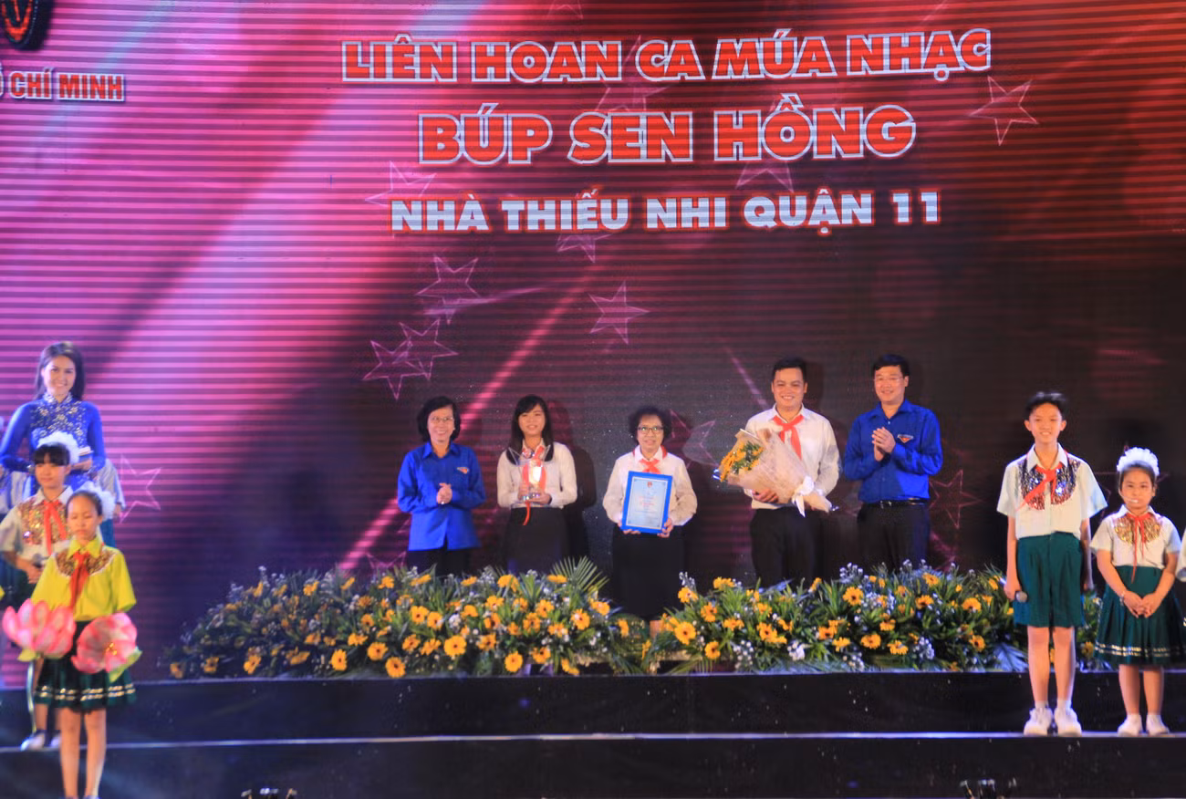 Vinh danh 8 mô hình nhận giải thưởng Hồ Hảo Hớn ảnh 3