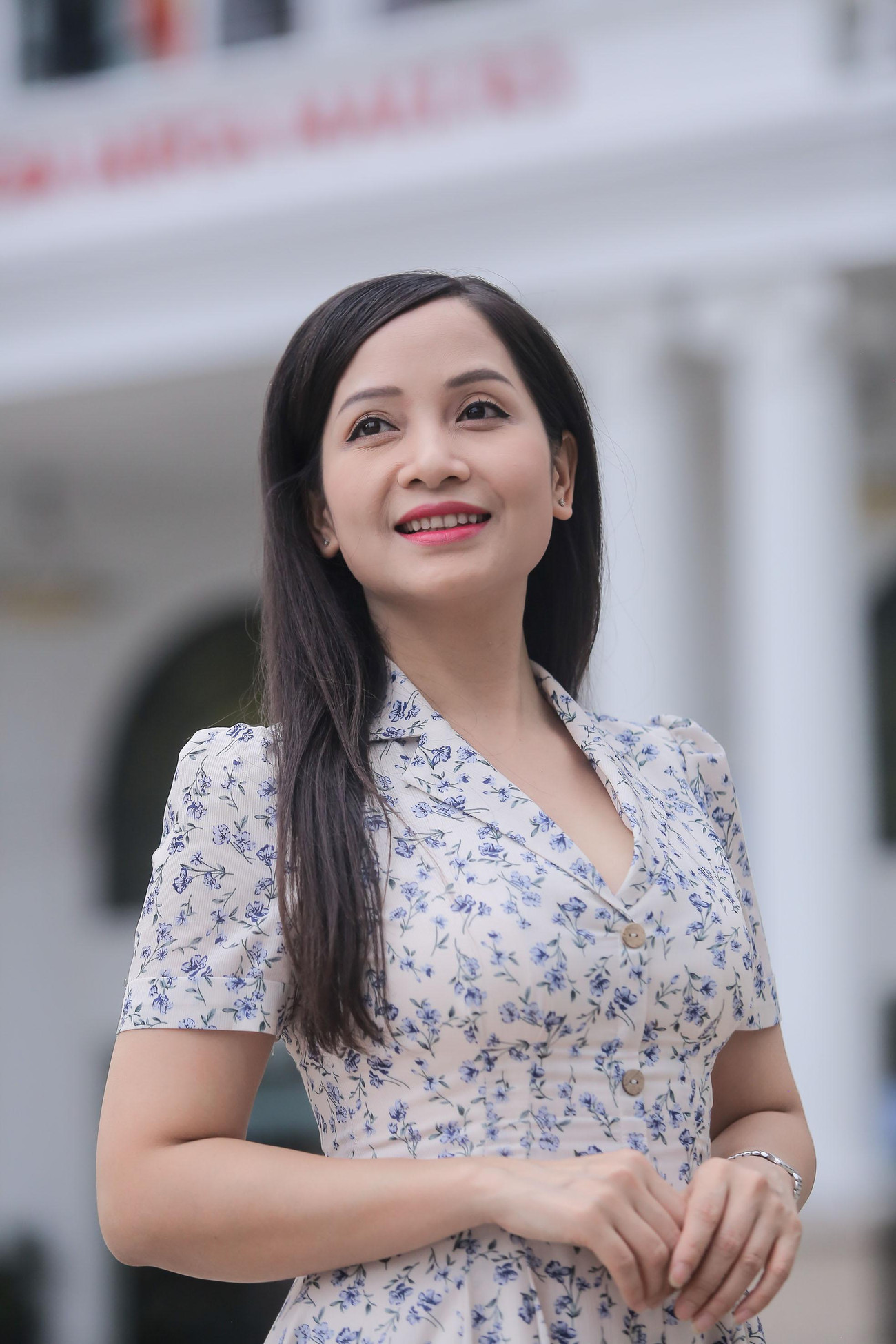 "Học viện Âm nhạc Quốc gia Việt Nam luôn tạo điều kiện để các thầy cô được dạy học và biểu diễn rất linh hoạt", Diệu Thảo chia sẻ.