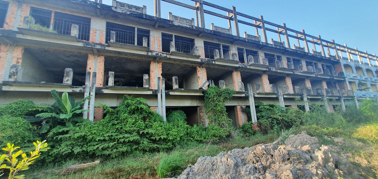 Cận cảnh khu kinh tế cửa khẩu 'chết lâm sàng' nhiều năm qua ảnh 13