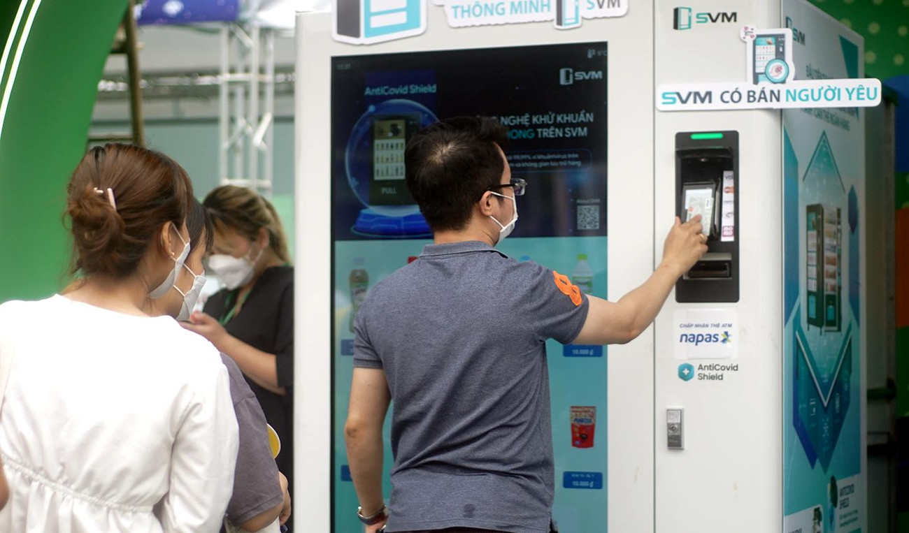 Trước đó, ông Nguyễn Quang Hưng – Chủ tịch HĐQT NAPAS cho biết: "Việc phối hợp với báo Tiền Phong tổ chức sự kiện Ngày thẻ Việt Nam năm 2022 là một trong các hoạt động quan trọng của Napas nhằm góp phần triển khai Đề án Phát triển thanh toán không dùng tiền mặt của Chính phủ giai đoạn 2021 – 2025. Cùng với các ngân hàng và đối tác công nghệ, NAPAS sẽ giới thiệu các sản phẩm, dịch vụ thanh toán ứng dụng những công nghệ tiên tiến nhất dành riêng cho giới trẻ - những chủ nhân tương lai của đất nước. Đặc biệt, Ban tổ chức đã chuẩn bị 10.000 phần quà tặng các bạn trẻ tham dự chương trình để trực tiếp trải nghiệm các phương tiện thanh toán mới như: thanh toán bằng VietQR; Thẻ không tiếp xúc (contactless) tại sự kiến Sóng Festival".