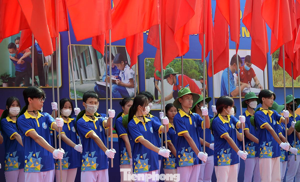 Lễ ra quân Chiến dịch Thanh niên tình nguyện Hè năm 2022 tại Thanh Hóa. Ảnh: Xuân Tùng Lễ ra quân Chiến dịch Thanh niên tình nguyện Hè năm 2022 tại Thanh Hóa. Ảnh: Xuân Tùng