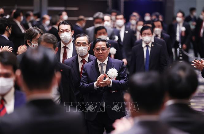 Thủ tướng dự Hội nghị xúc tiến đầu tư (Ảnh: TTXVN)